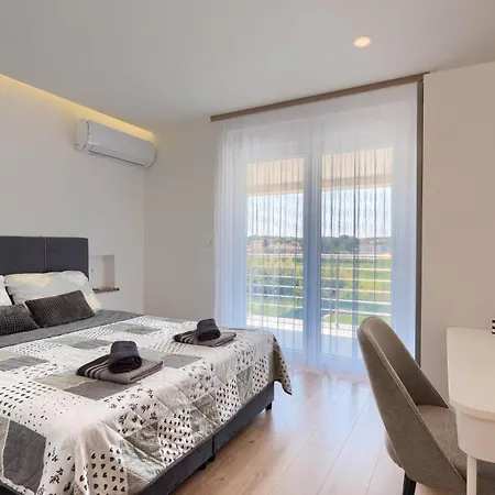 Villa House Mara Pomer