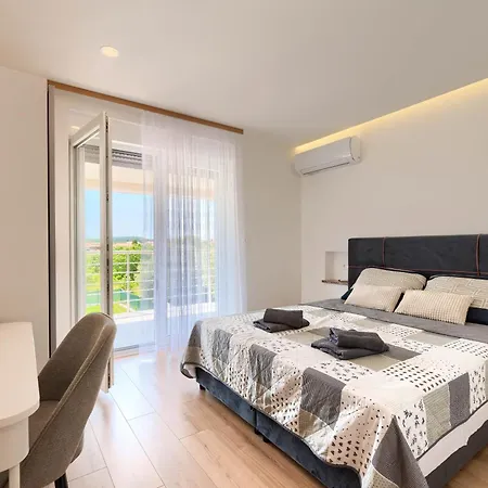 וילה House Mara *