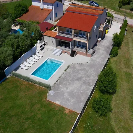 House Mara